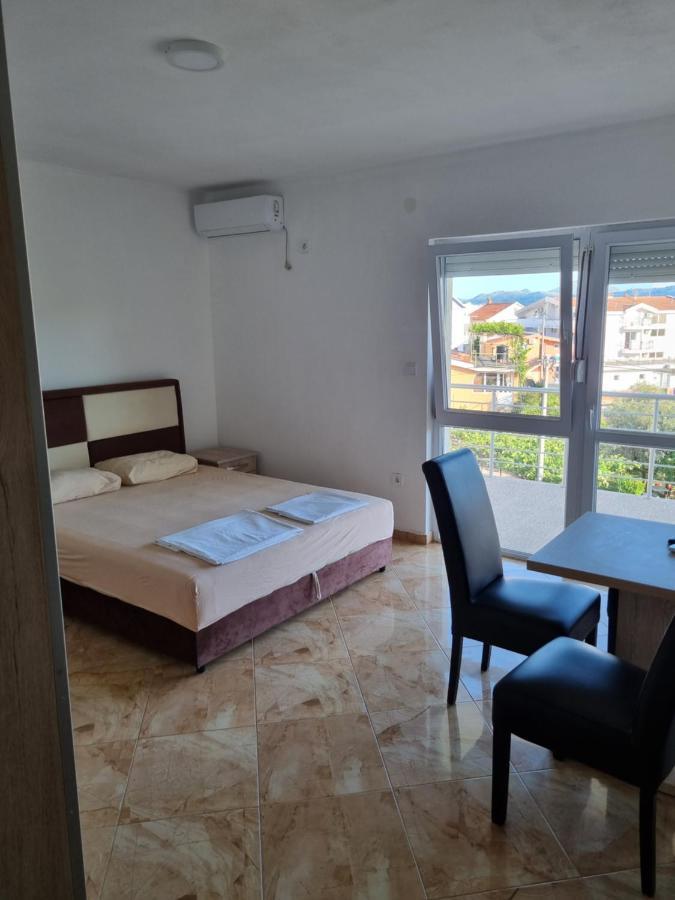 Apartmani Ani Bar Exterior foto